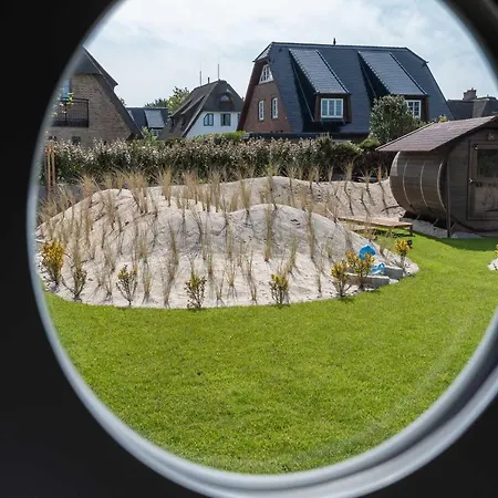 Holiday home Senskiin Lee Wenningstedt-Braderup