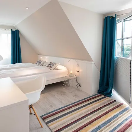 Holiday home Senskiin Lee Wenningstedt-Braderup